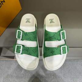 Picture of Louis Vuitton Slippers _SKULVsz38-45mnh0593707